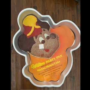 Vintage Disney Mickey Mouse Cake Pan
